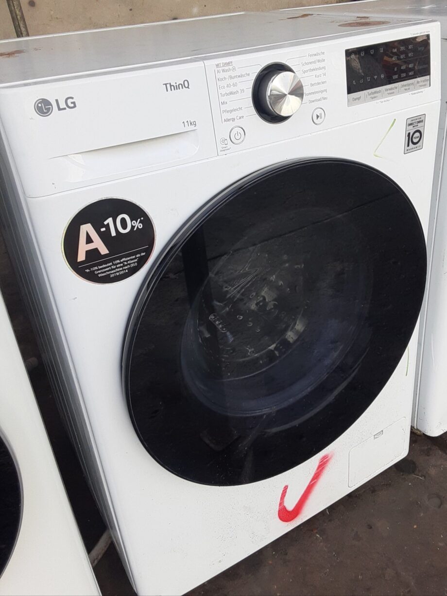 LG Washing machine 11kg (inverter)